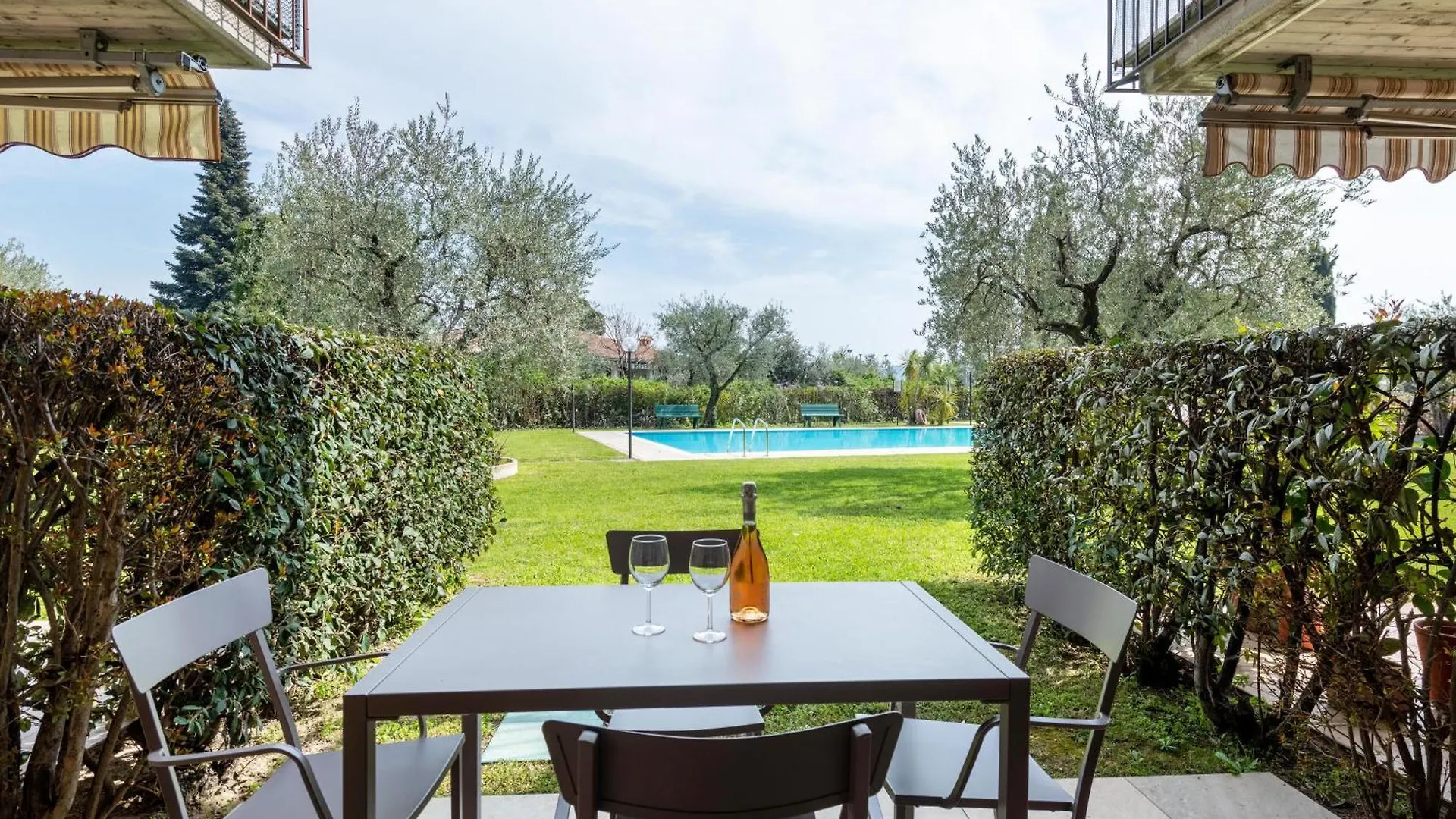 Apartment Appartamento Colibri San Felice del Benaco
